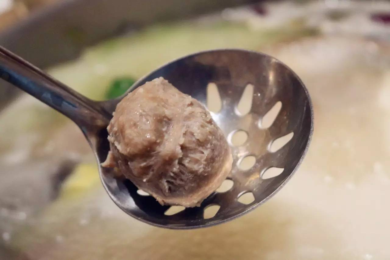 男朋友的怀抱也暖不过冬日里的这家驴肉火锅！