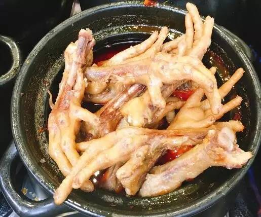 不要再问逛街吃啥子咯！最新最全的春熙路美食攻略在此！