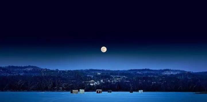 「诗词鉴赏」看冬日圆月赏最美诗词