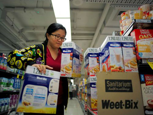 台媒关注大陆留学生代购:贴补学费生活费游走法律边缘