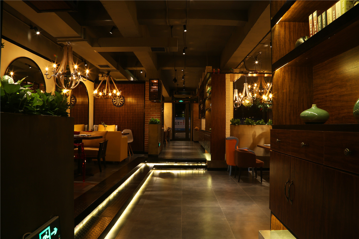 意式风情西餐厅设计,高逼格西餐厅设计