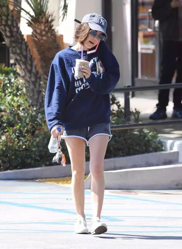 oversize卫衣怎么穿好看,oversize卫衣穿什么裤子