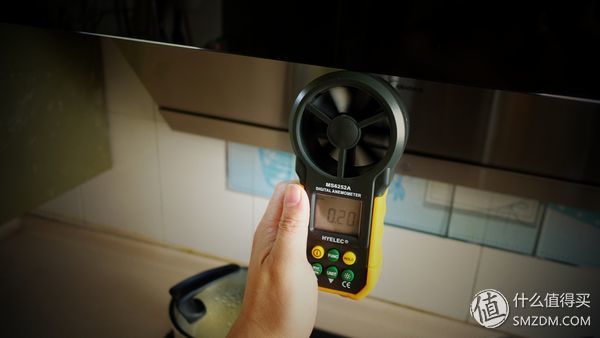 美的抽油烟机侧吸式清洗图解,油烟机拆卸清洗详细全过程美的