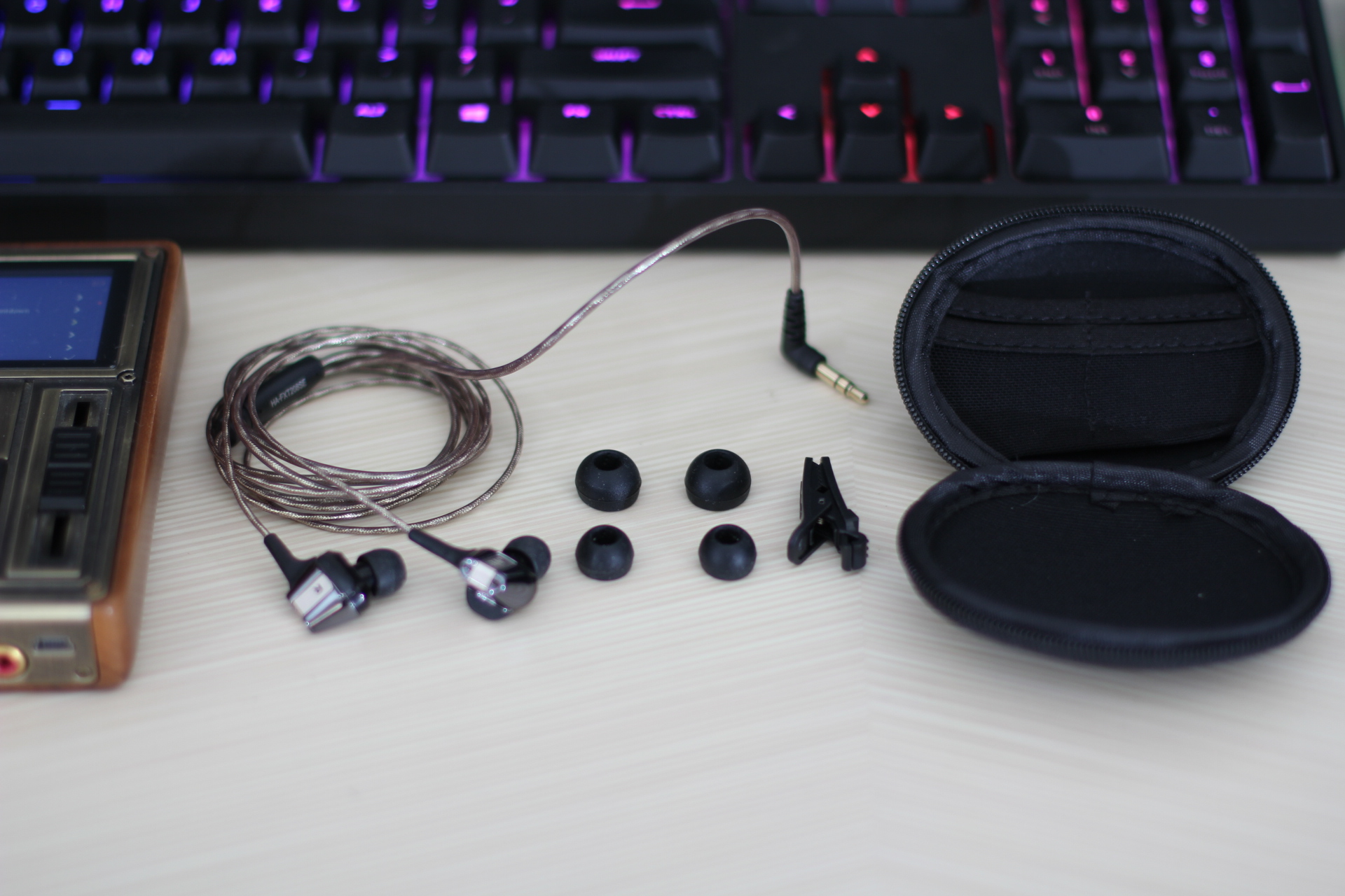 杰伟世fx77x耳机音质怎样,杰伟世jvc入耳式耳机