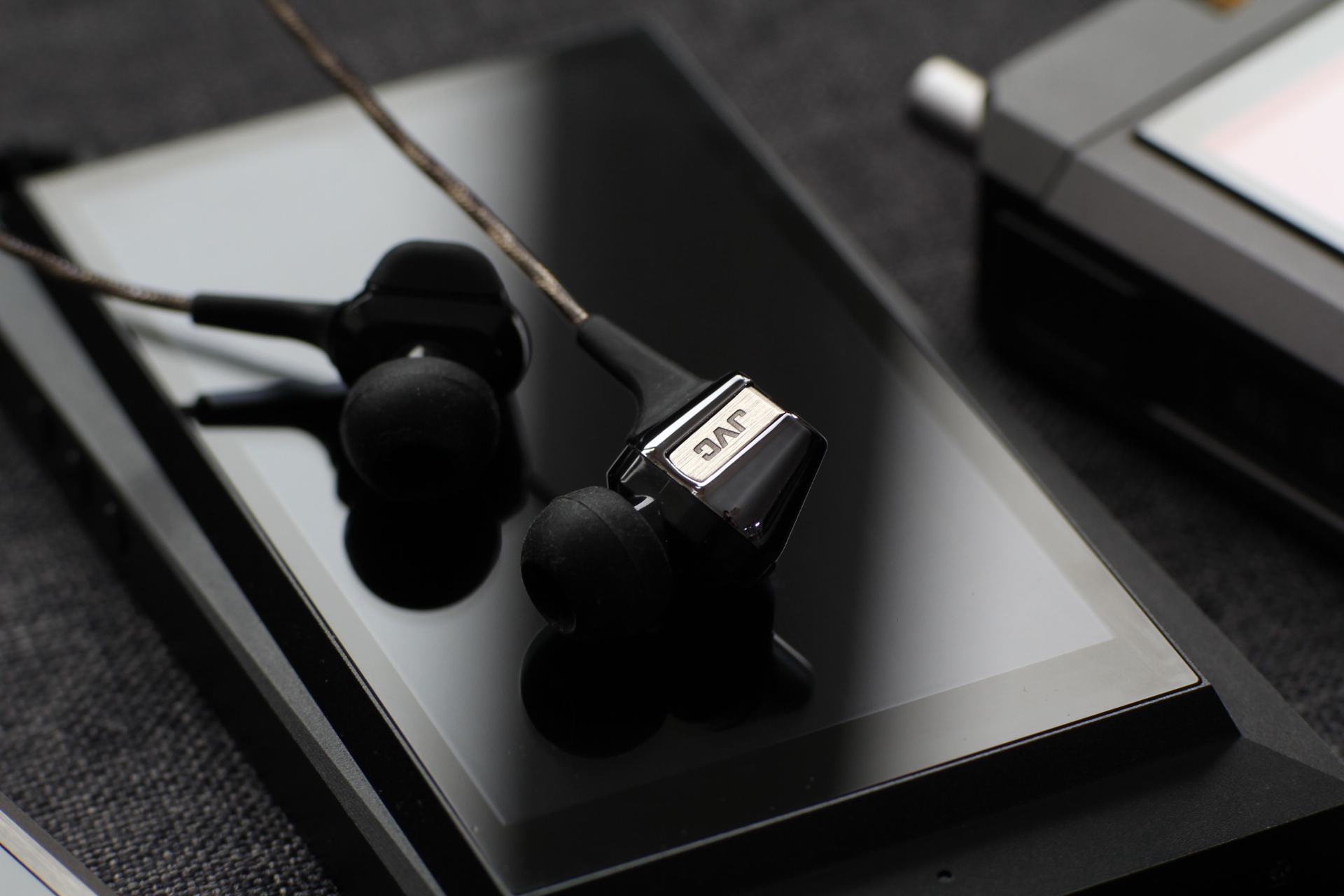 杰伟世fx77x耳机音质怎样,杰伟世jvc入耳式耳机