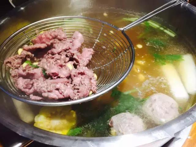 上海虹口糕团店在哪里,四川路有几个虹口糕团店