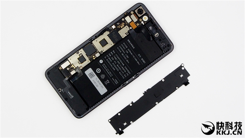 国产手机为什么要跟风苹果的设计,国产手机技术对比苹果手机技术