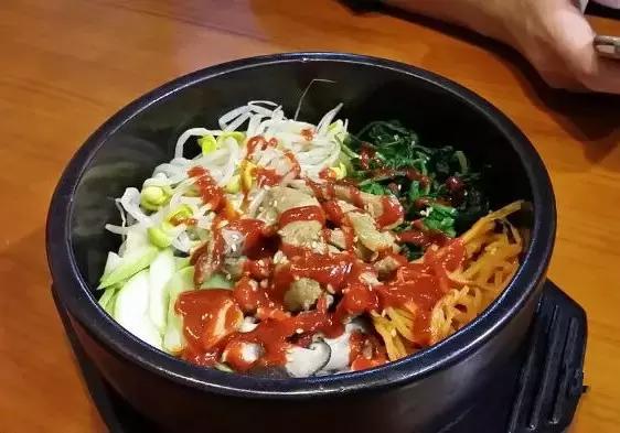 上海虹口糕团店在哪里,四川路有几个虹口糕团店