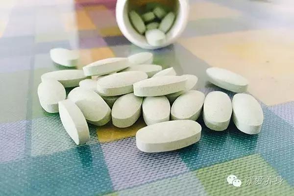 冬天上火咳嗽吃什么好得快,口干口苦阴虚火旺吃什么好