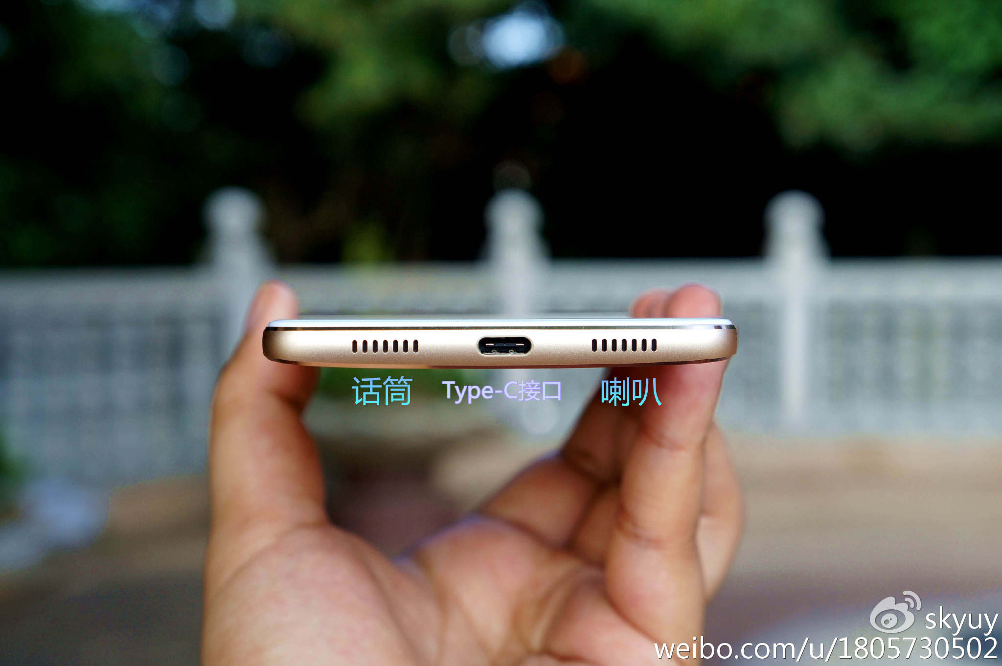 光荣v8手机测评,光荣至尊v8平板测评