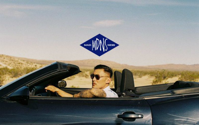 不要只会盲从！跟上余文乐的品味前，先花「5」分钟了解他吧！