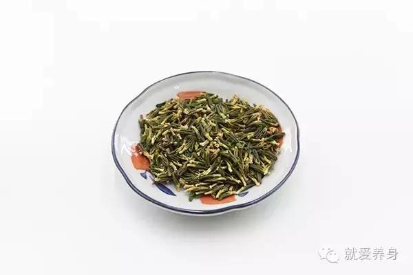 冬天上火咳嗽吃什么好得快,口干口苦阴虚火旺吃什么好