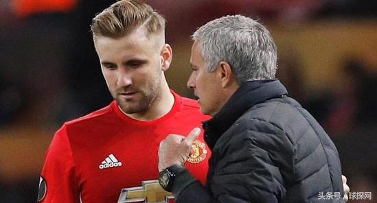 曼联鼎盛时期阵容,曼联11-12赛季最后一轮