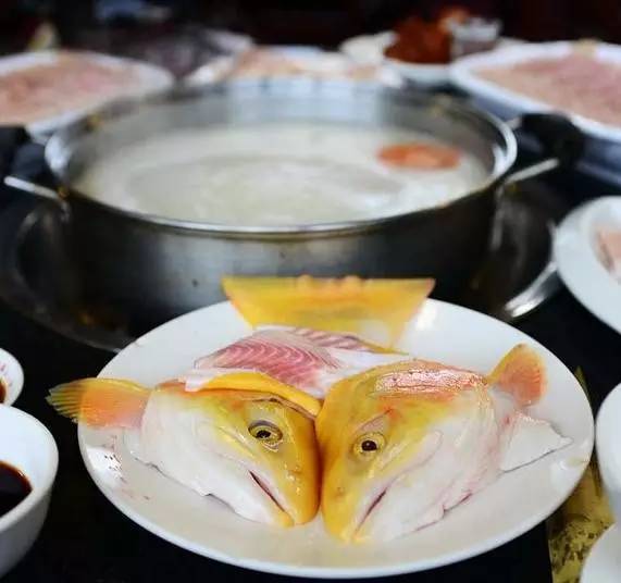 成都周边看雪山泡温泉推荐,成都周边温泉推荐一日游