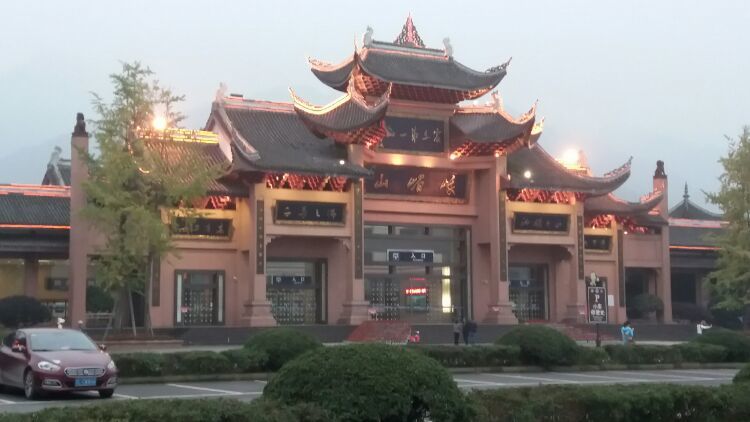 四大佛教名山四川峨眉山介绍,峨眉山