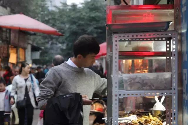 五块石最新视频,再见五块钱全文