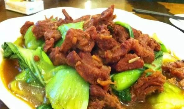 哈尔滨这十家苍蝇馆子,哈尔滨出名的俄罗斯湖滨餐厅