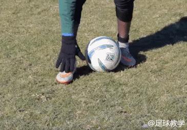 踢足球运球基础教学,踢足球运球的方法和技巧