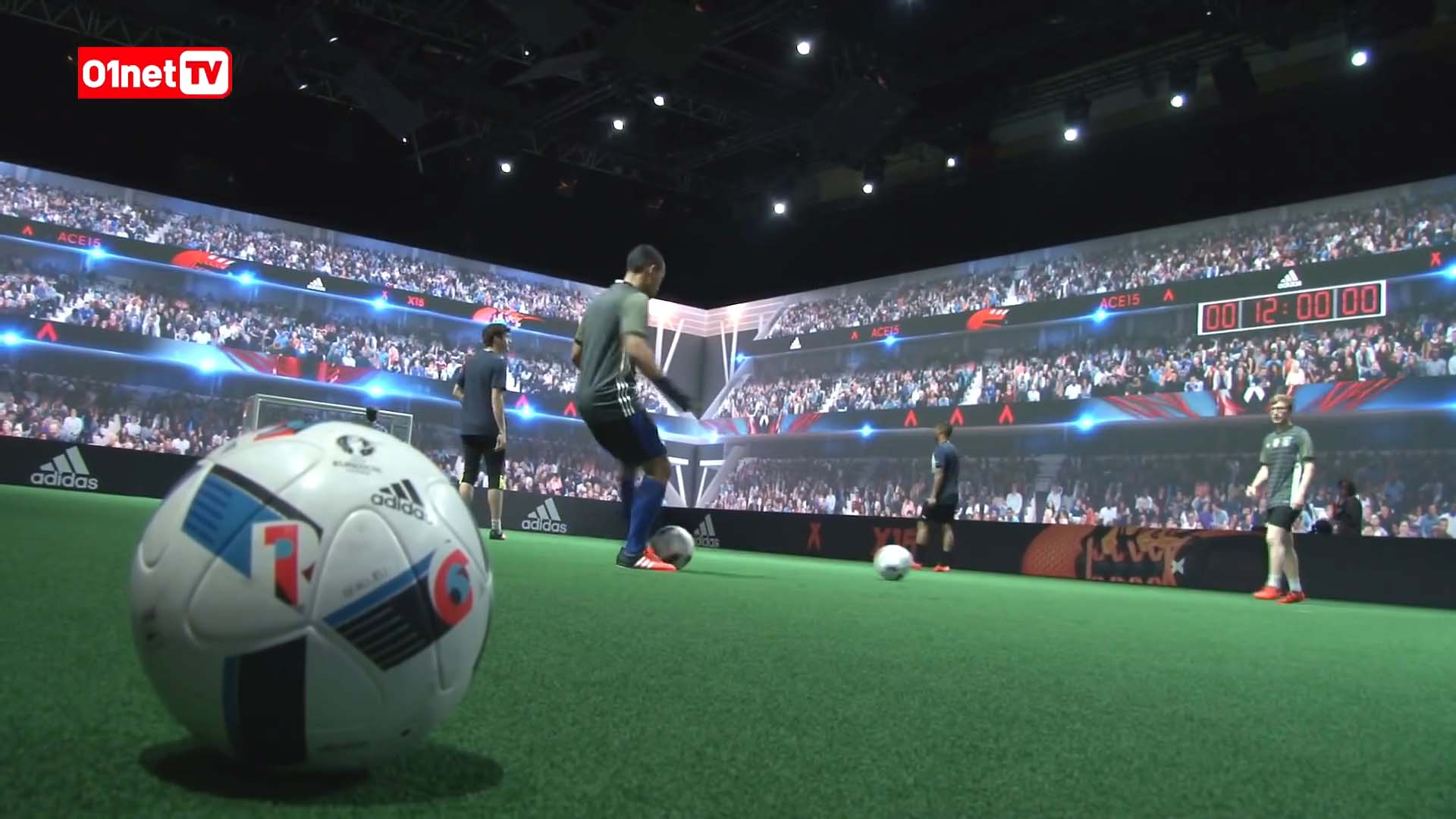 全世界超过10万人的足球场,世界环境最震撼的足球场