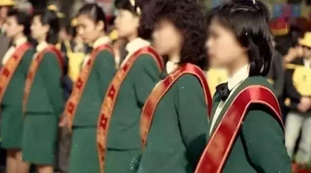 一万五的时髦，花五十块钱就能赶……然而我还是拒绝