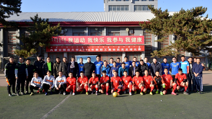 解放军走进校园,解放军进学校和小学生互动