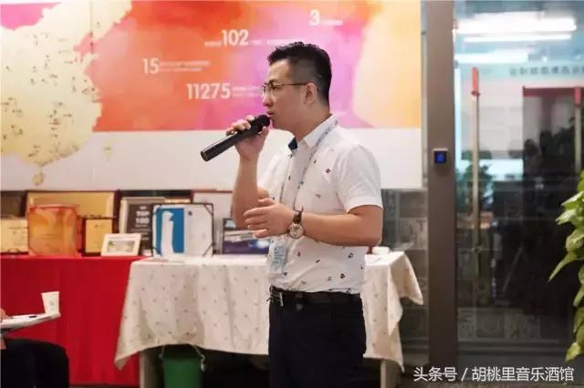 2年160家店，1天15小时的文艺时光，这家酒馆是怎么做到的