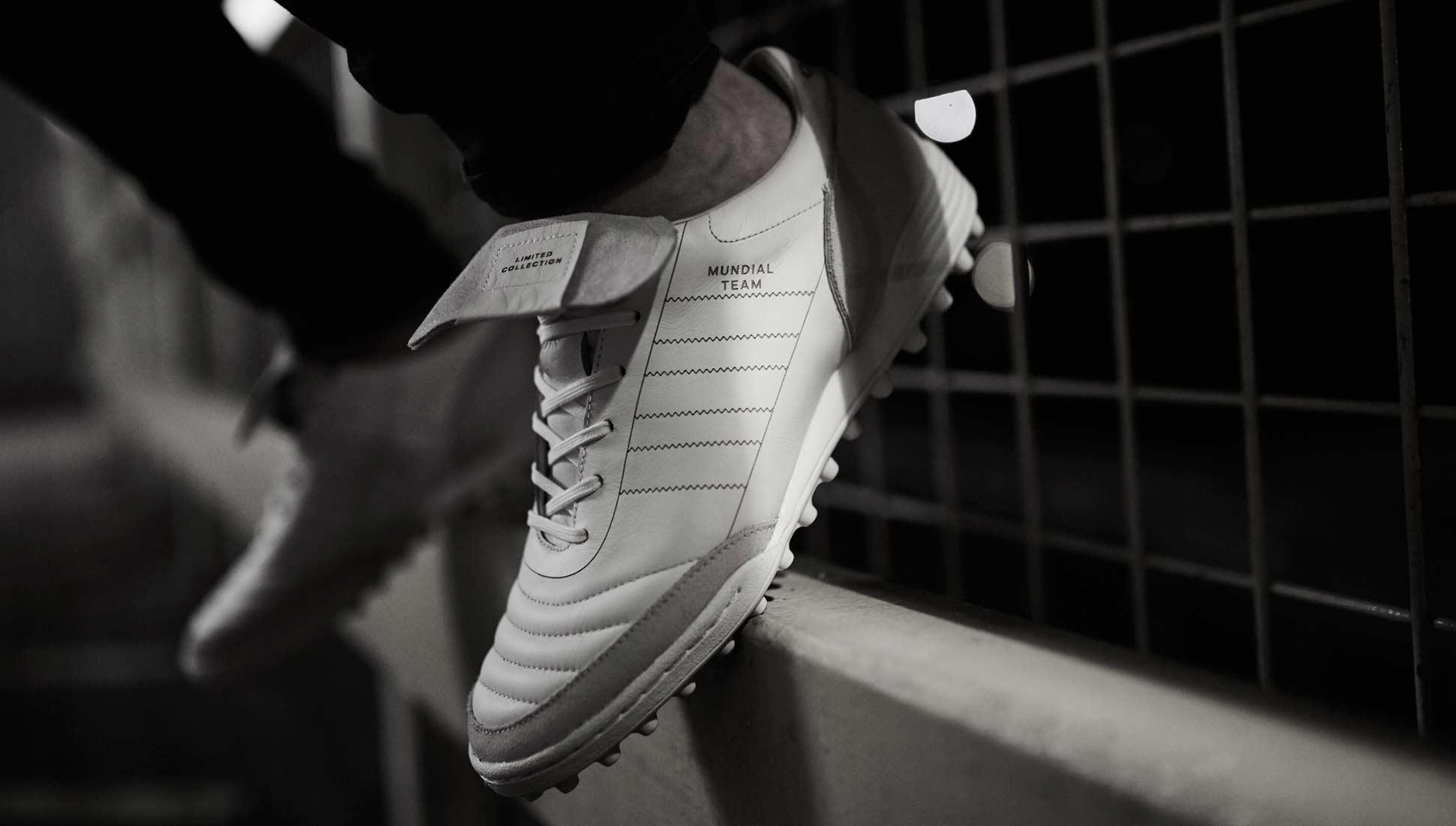 阿迪达斯球鞋经典款,阿迪达斯mundial足球鞋