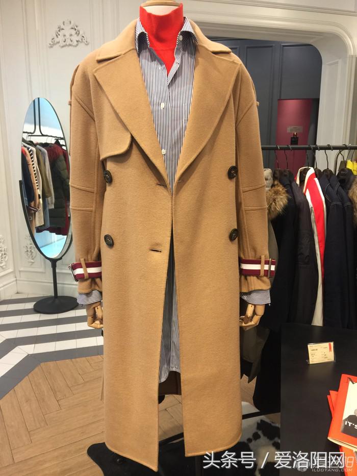 实拍：在洛阳200和2000的大衣到底哪不同，真相在这