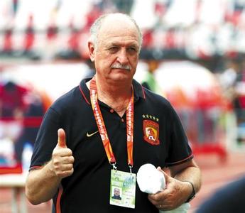 中国足球大赛开幕式,压轴节目狮虎争霸