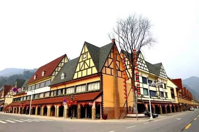 成都周边看雪山泡温泉推荐,成都周边温泉推荐一日游