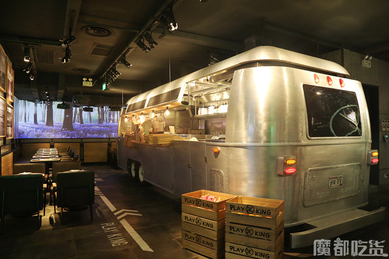 十一打折餐厅,十一月餐厅