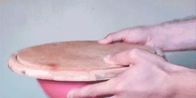 你知道如何剥香蕉吗,剥香蕉从哪边剥