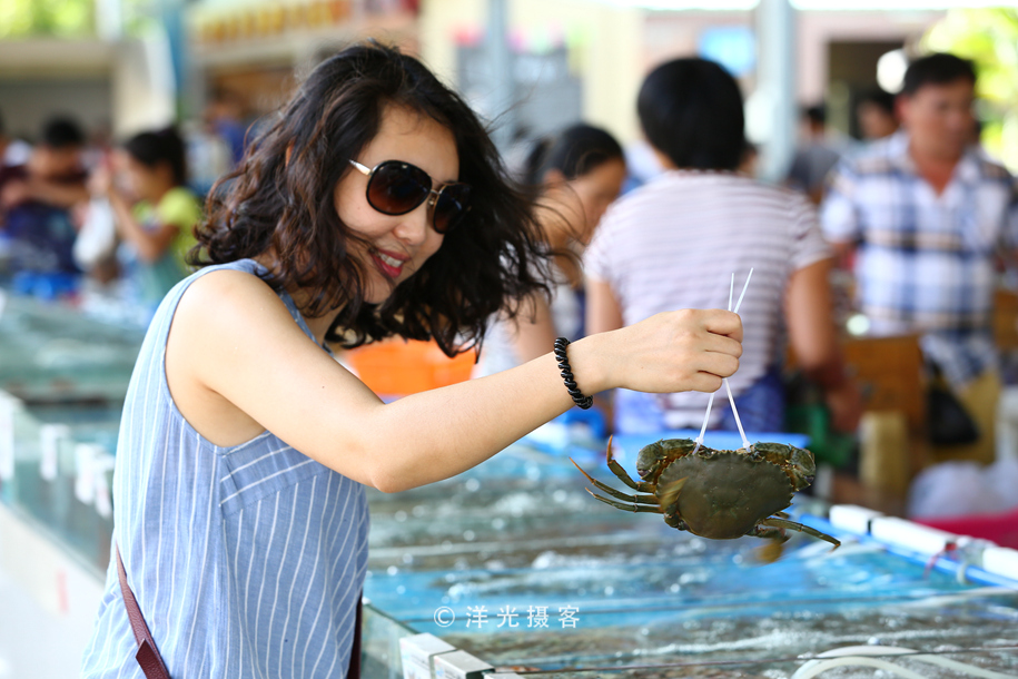 现在的三亚海鲜市场,海鲜市场发现什么东西