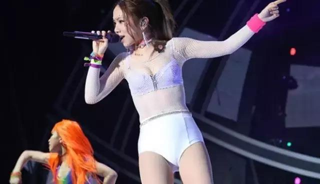 邓紫棋能扛起香港乐坛大旗吗,邓紫棋不惧未来再度出发