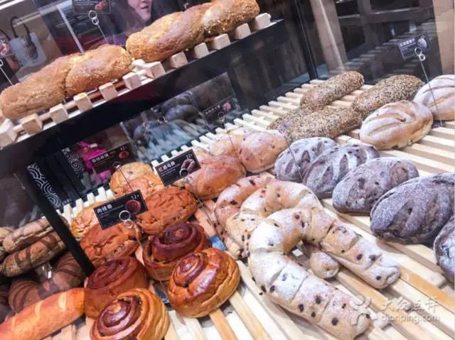 有哪些好吃不腻的面包店,天津最受欢迎的面包店推荐