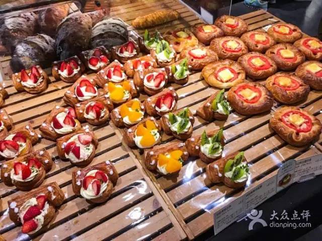 有哪些好吃不腻的面包店,天津最受欢迎的面包店推荐