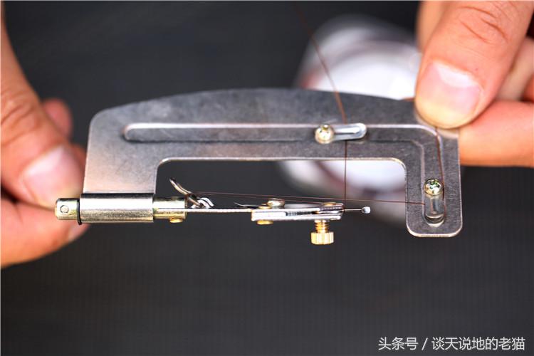 鱼钩最牢固的绑钩方法视频,钓鱼教程简单方便的绑鱼钩方法