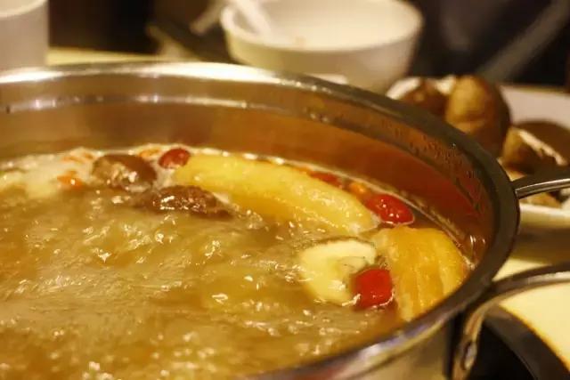 天上龙肉地下驴肉火锅,天上龙肉地下驴肉特点驴肉火锅