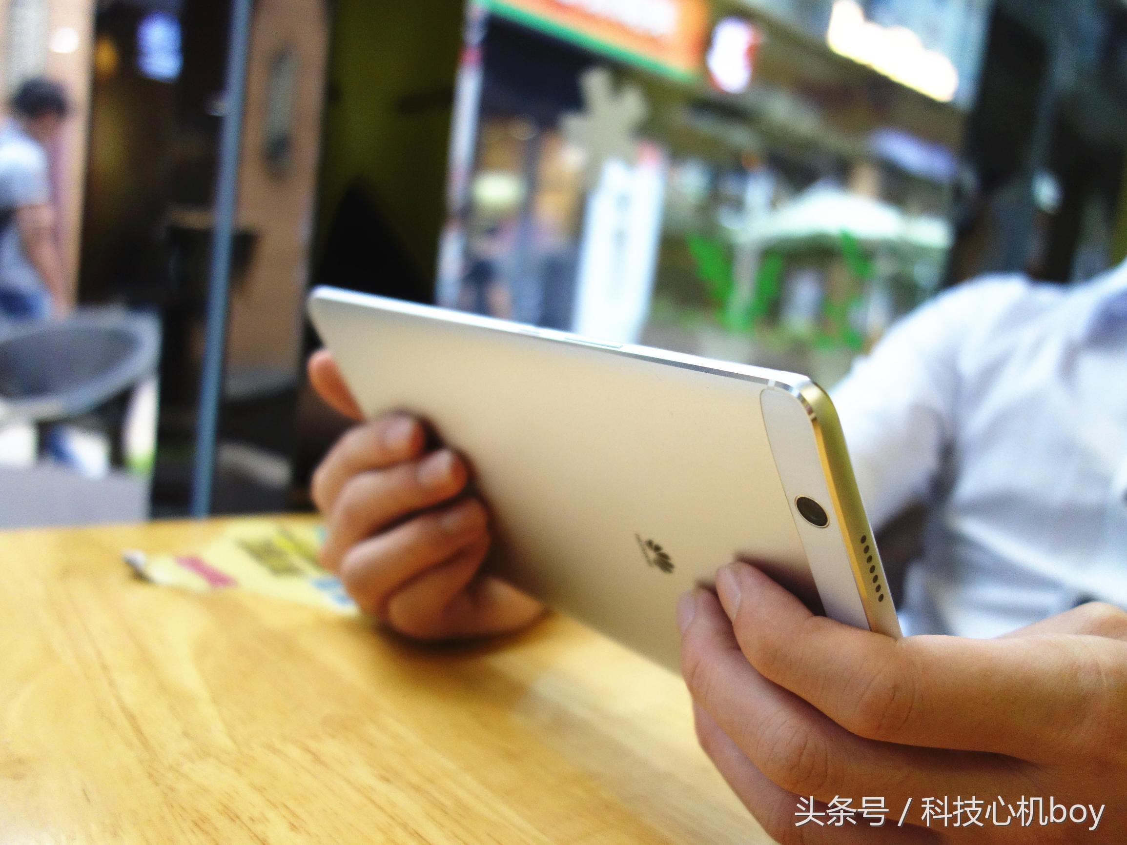 华为nova8pro和光荣m3哪个好,华为mate40e和光荣m3选哪个