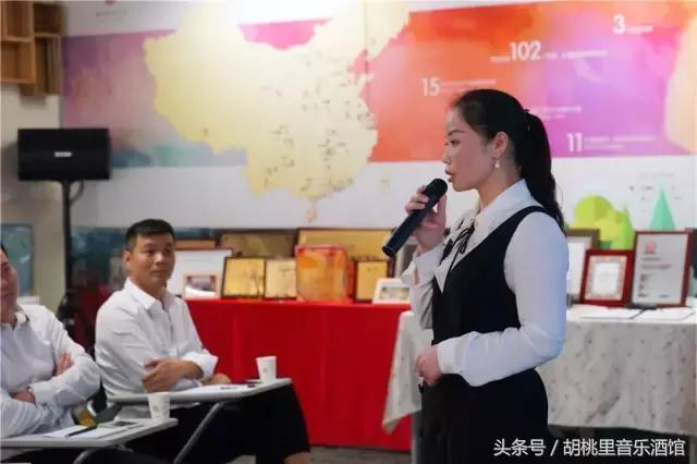 2年160家店，1天15小时的文艺时光，这家酒馆是怎么做到的