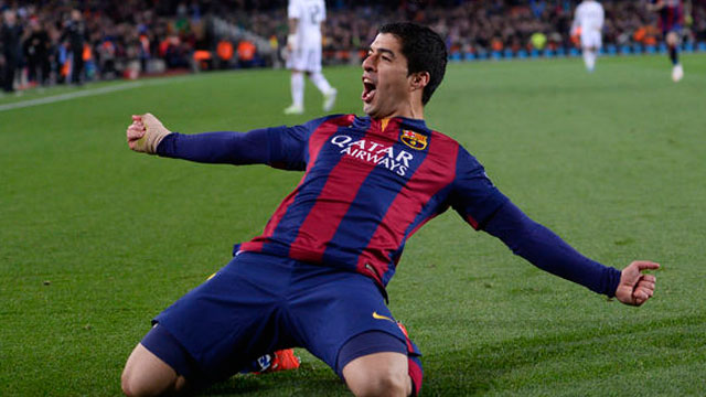 原创·青锋随手出鞘，问谁人、敢与我漫步云霄？足坛顶级9号苏神