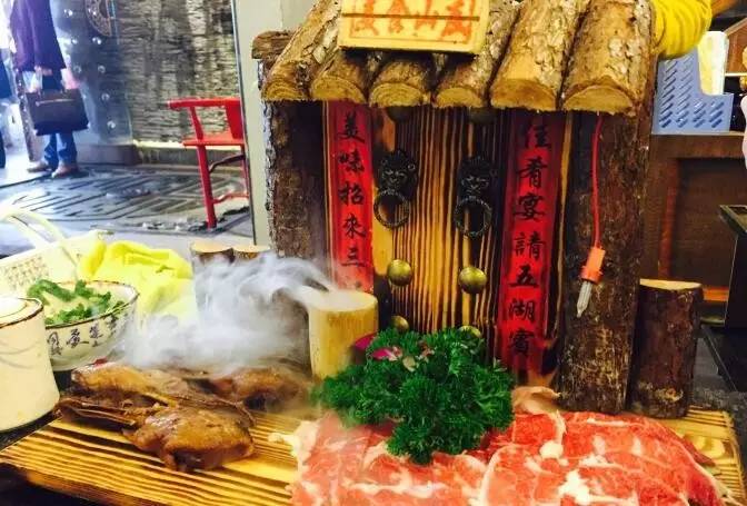 不要再问逛街吃啥子咯！最新最全的春熙路美食攻略在此！