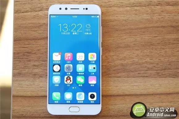 vivo前置柔光自拍,vivox11600万柔光自拍