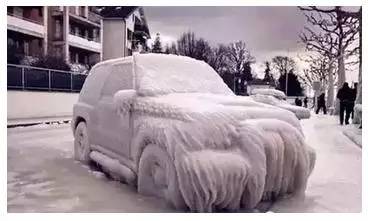 小区停车注意哪些事项,下雪路边停车注意事项