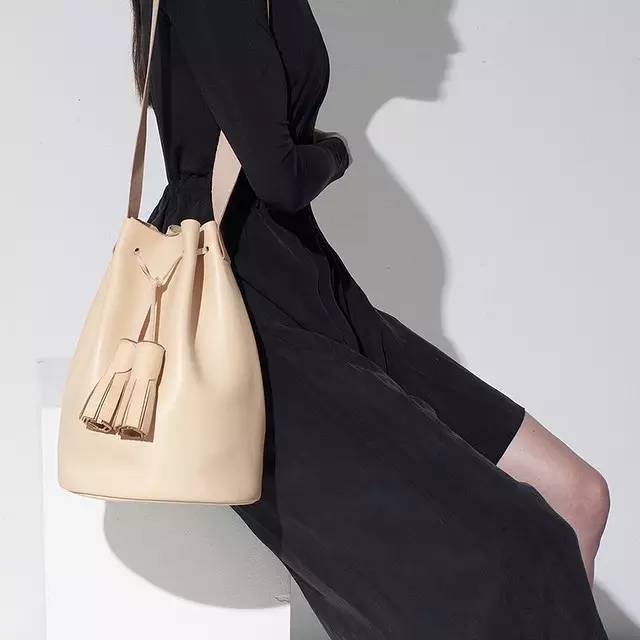 小众mk轻奢包,包包轻奢小众高级mk