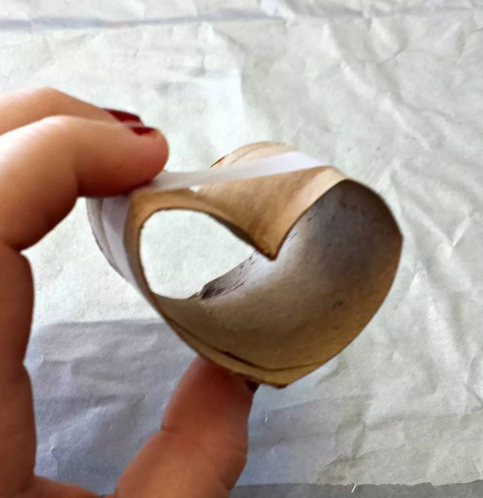 幼儿园卷纸筒环保手工作品,儿童手工涂鸦画纸