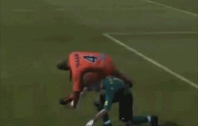 足球游戏玩得好不一定踢得好,踢球游戏bug