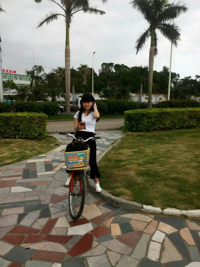 离开睁眼闭眼看见的城市，来到十一月小清新的厦门