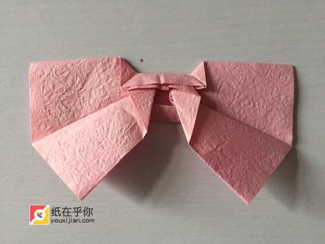 纸在乎你手工折纸大全：领结折纸视频图解