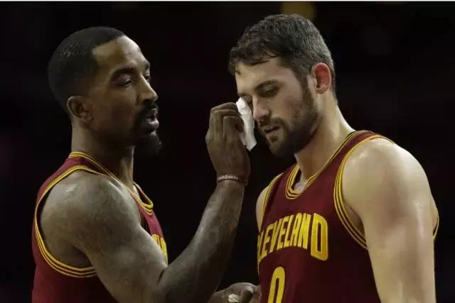 勒夫最新形势分析,勒夫及时调整收获胜利